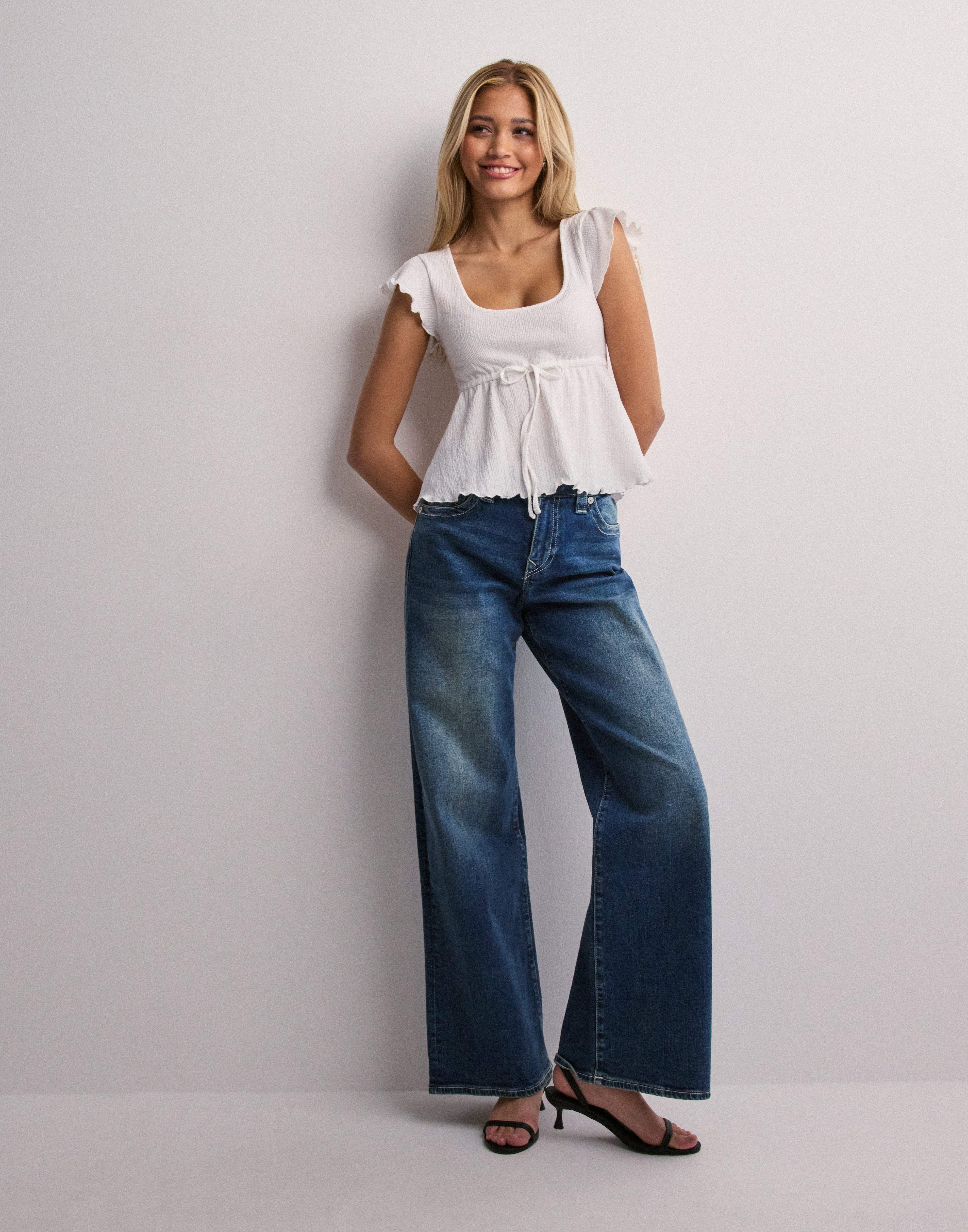 Willow Knit Ruffle Top