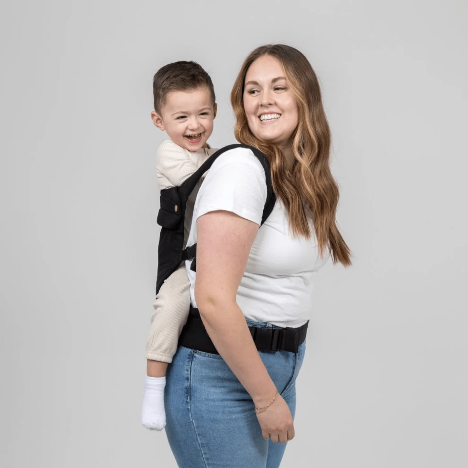 Cuddly™ Embrace Carrier – Everyday Essential