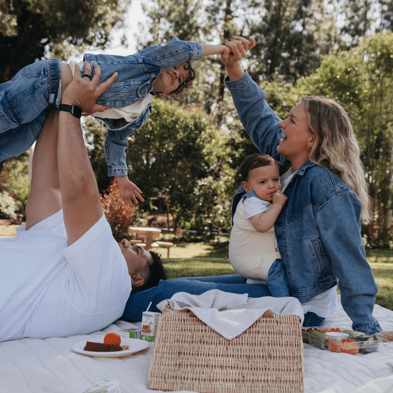 Cuddly™ Embrace Carrier – Everyday Essential