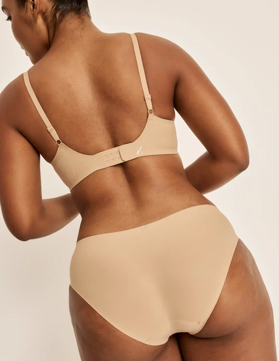 Golysa® SecondSkin V-Neck Bra