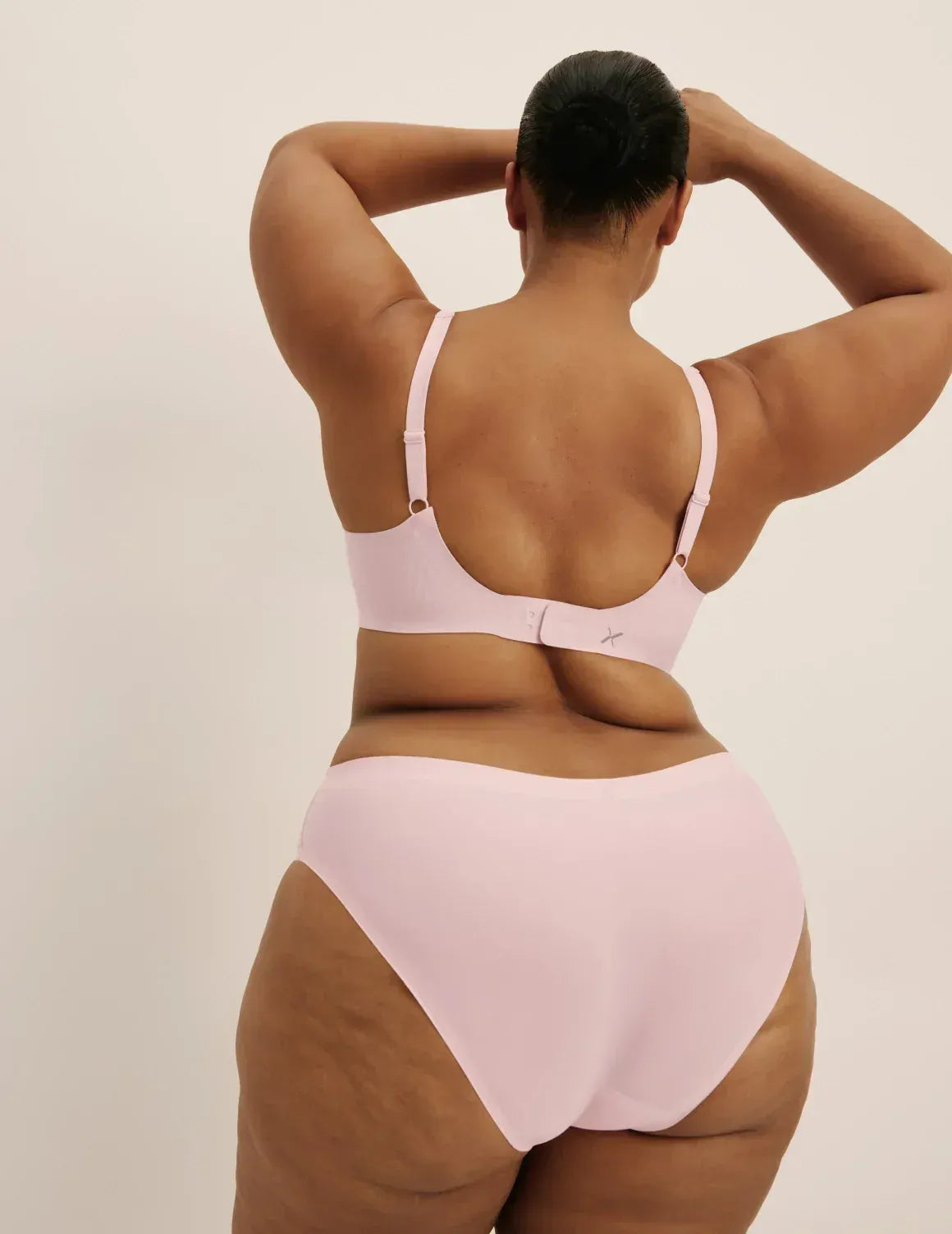 Golysa® SecondSkin V-Neck Bra